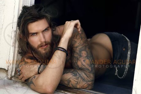 Zachary Charles かわいいポルノスター アーカイブ