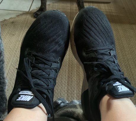Two Sinful Soles ポルノスター 独占 写真
