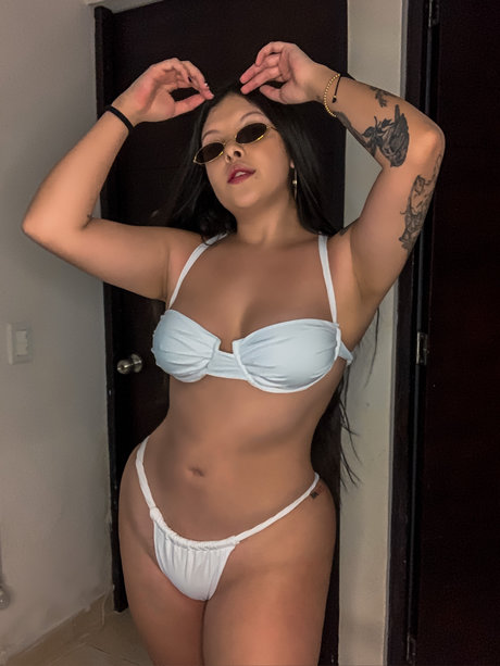 Manuela Salgado L pez セクシーなスター 画像