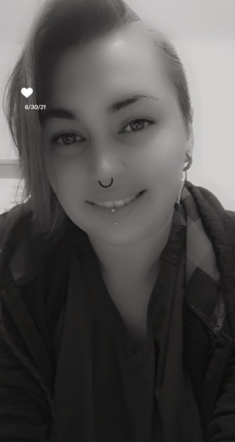 Zombpenguin91 ヌードのポルノスター 写真