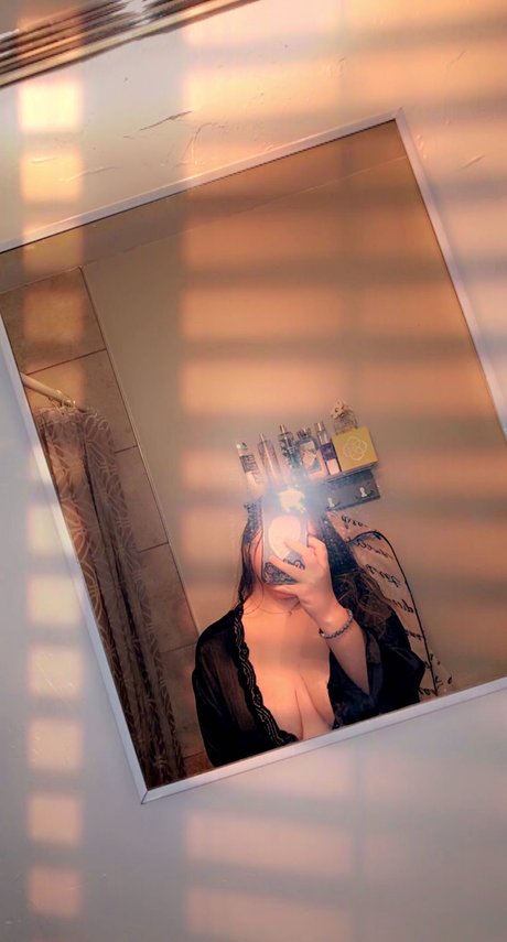 Tarrah Sanchez セックスモデル 写真