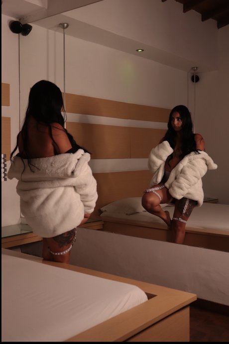 Isabel Lopez HDモデル 写真