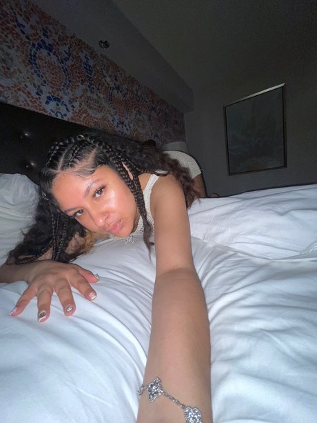 おっぱいオンリーファンズ 限定 写真