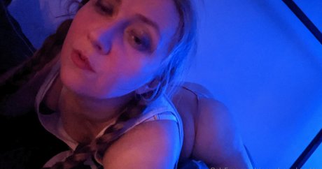 sincerelysarahtrickler ホットモデル 写真