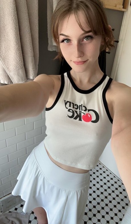 巨乳の熟女オンリーファンズ トップ 写真