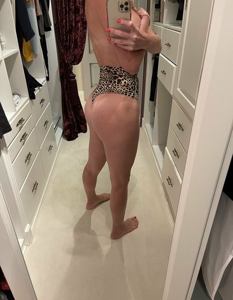ビキニセックスオンリーファンズ アートxxx 写真