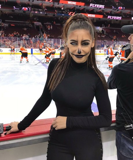 ヨガパンツ オンリーファンズ xxx 写真