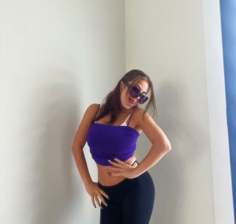 Baby Ariel ポルノスター パーフェクト 写真