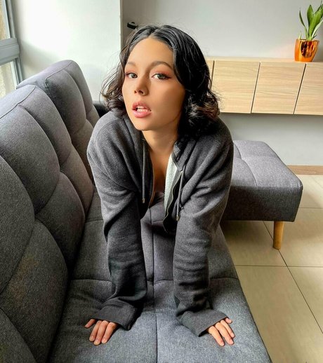 littlelolm ポルノスター 可愛い 写真