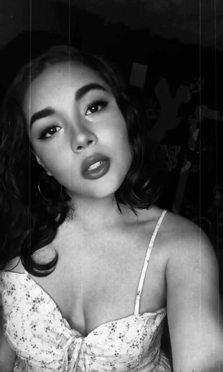 littlelolm ポルノモデル ギャラリー