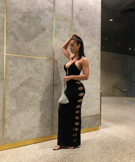 Amy Watchirs 美しいスター 画像