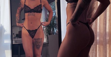 Tyramy 限定モデル 写真