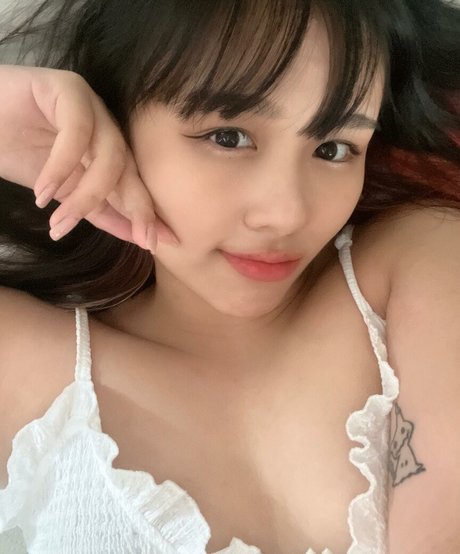 sadparu ホット女優 画像