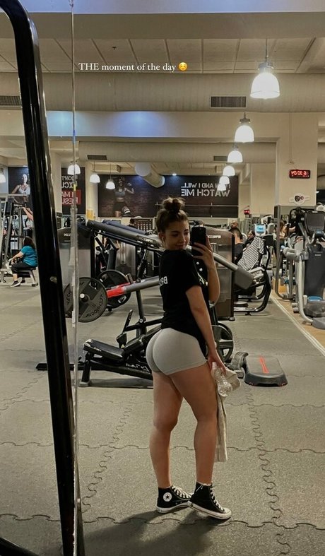 Ela Be eri 無料女優 写真