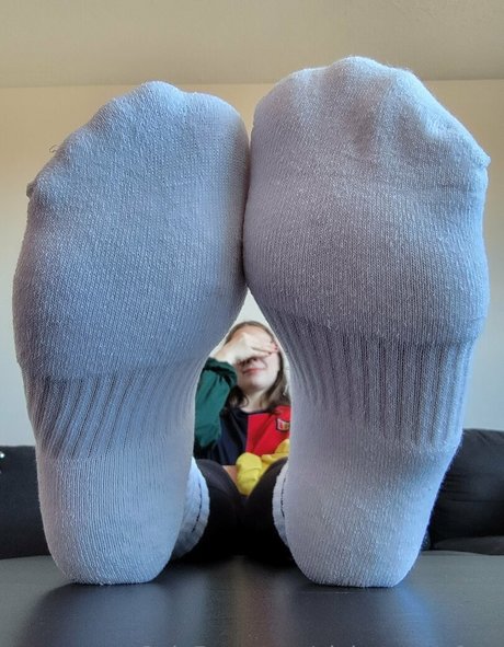 violetespeafree profile image