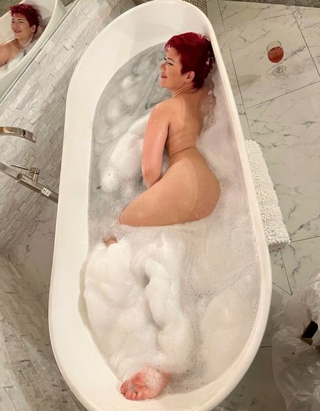 妻のアナルオンリーファンズ 可愛い 写真