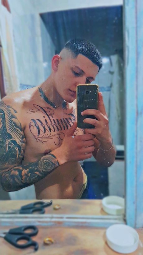 IGNACIO AGUSTIN ポルノスター エロティック 写真
