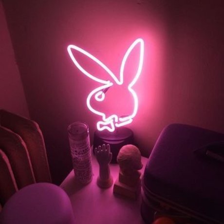 Buns Bunny エロティックモデル ギャラリー