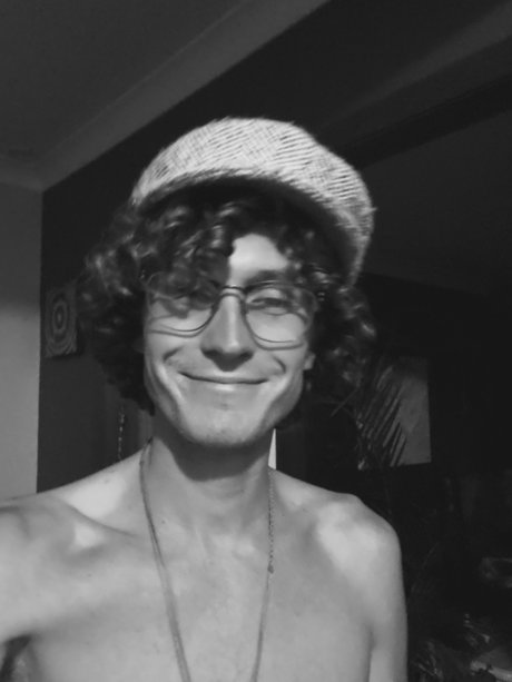 CryptoHippie セックス女優 写真
