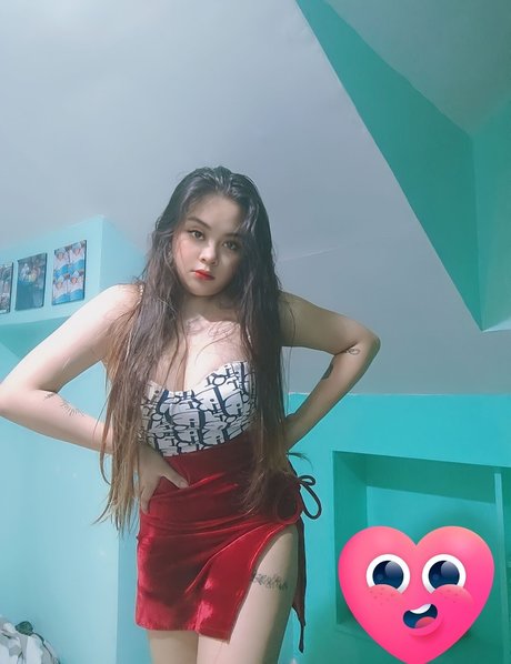 Ouchiee セクシーなスター 写真