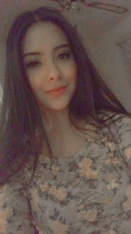 Zaine yamileth Rodr guez acosta アダルトスター 写真