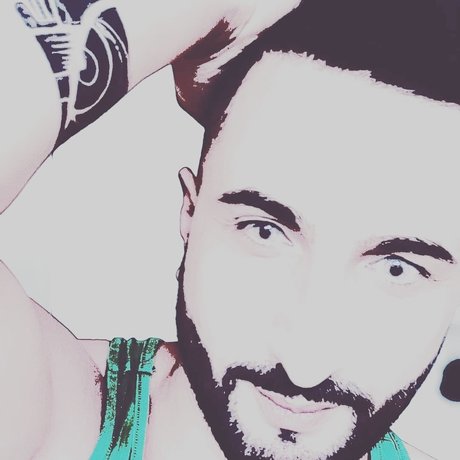 トゥワークオンリーファン xxx 写真