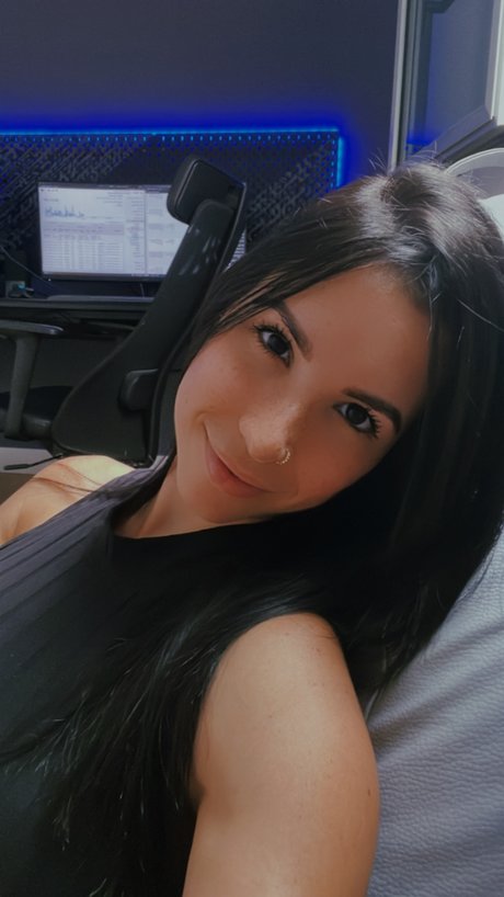 Rubely Guti rrez Medina 素敵なポルノスター 写真
