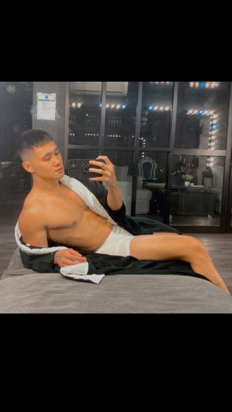 Edwin Max Mad ポルノスター 素敵 写真