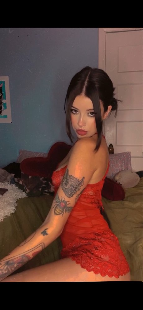 巻き毛のティーンズオンリーファンズ セクシーヌード 写真