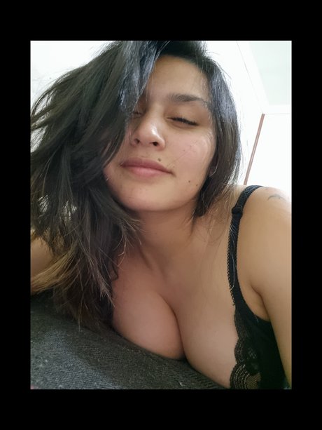 Scarlett D az セクシーモデル 画像