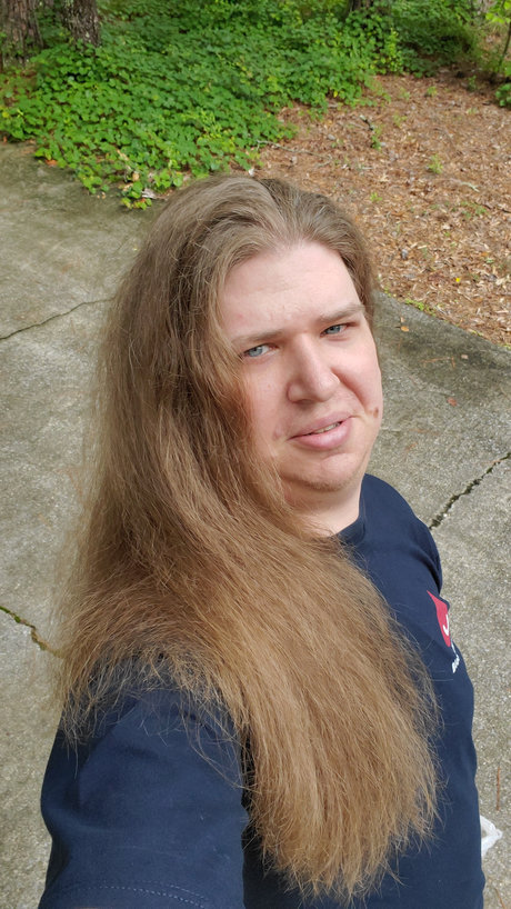 小さいペニスのオンリーファンズ 無料ヌード 写真