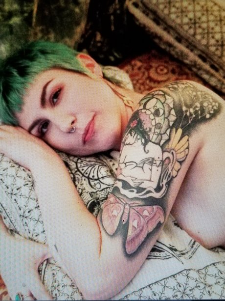 Ramona Moon HDスター 画像