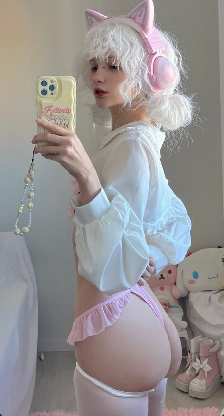 セクシーなママオンリーファンズ ホットヌード 写真