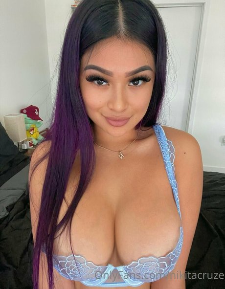 Nikita Kim HDモデル 画像