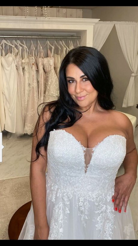 Danielle Dallaire ポルノモデル 画像