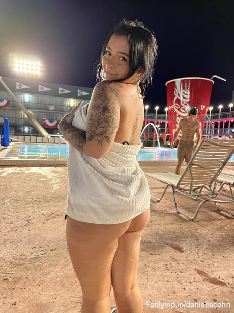 Danielle Cohn ヌードのポルノスター ギャラリー