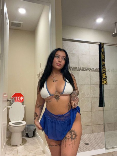 ナイロン足 オンリーファンズ 美しいxxx 画像