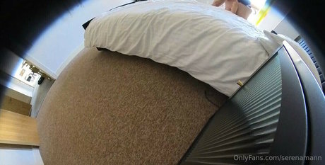 Serena Kaur Mann アダルト女優 ギャラリー