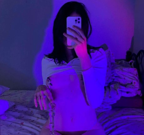 asyapixie ヌードスター 写真