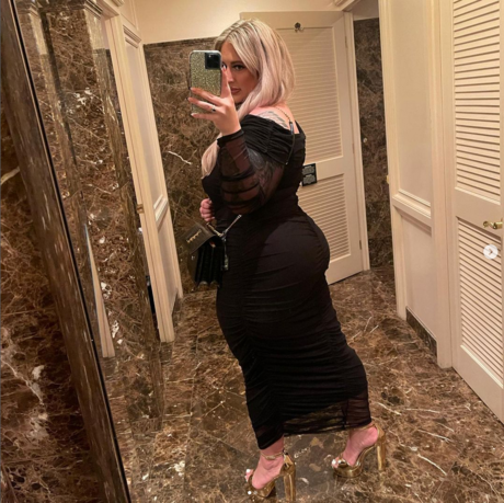 Miss Thick N Tatted ポルノ女優 写真