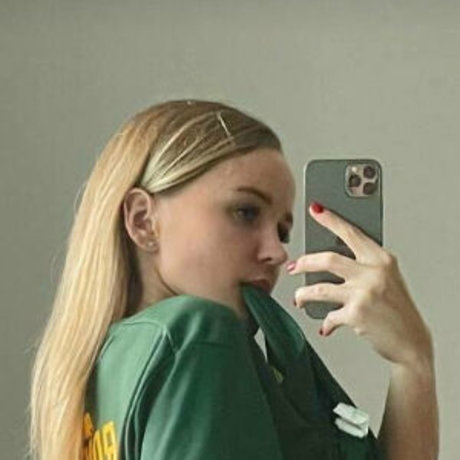 偽おっぱいオンリーファンズ 無料セクシー 写真