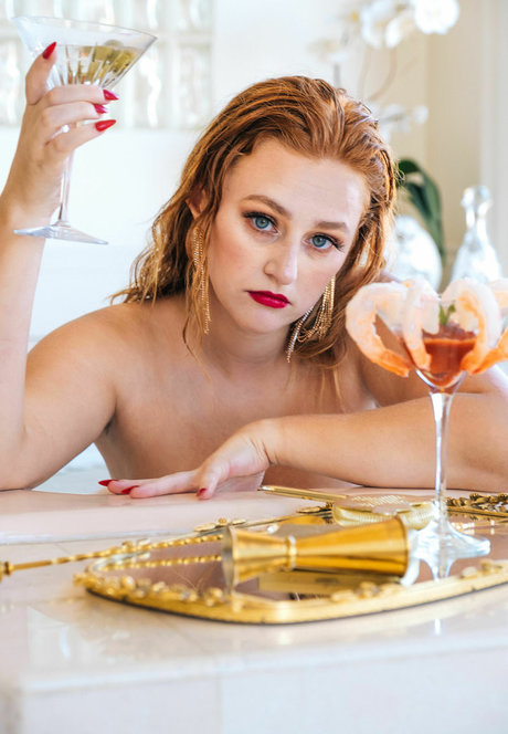 Katrina Marie 素敵なポルノスター ギャラリー