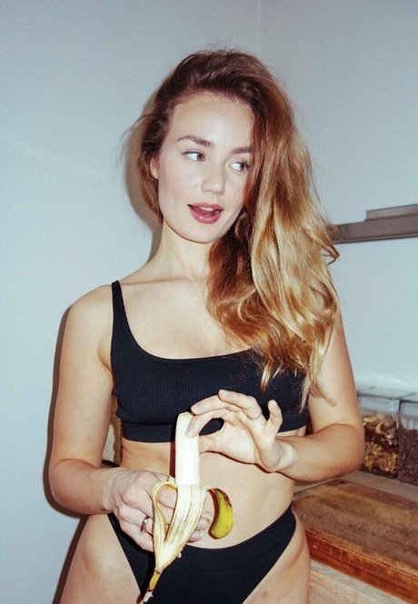 Thalebabe93 ホットなモデル ギャラリー