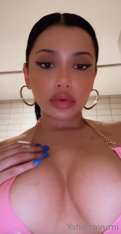 Yahaira Yumi 完璧なモデル 写真