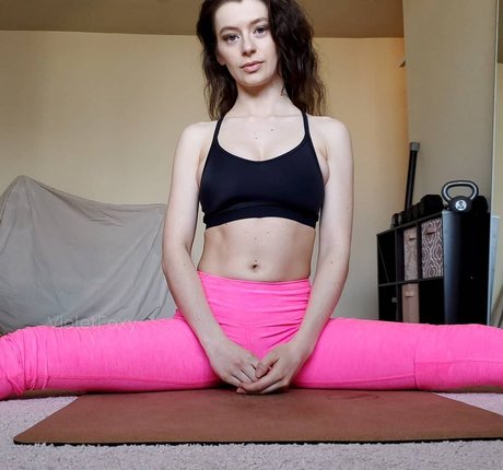 VioletFoxy アダルト女優 画像