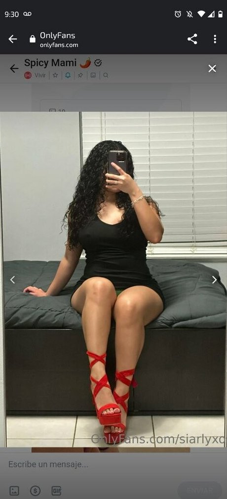 Siarly ポルノモデル 写真