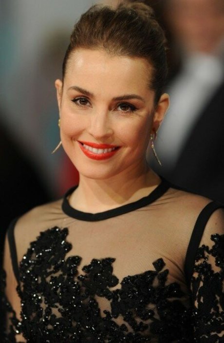 Noomi Rapace アダルトモデル 写真