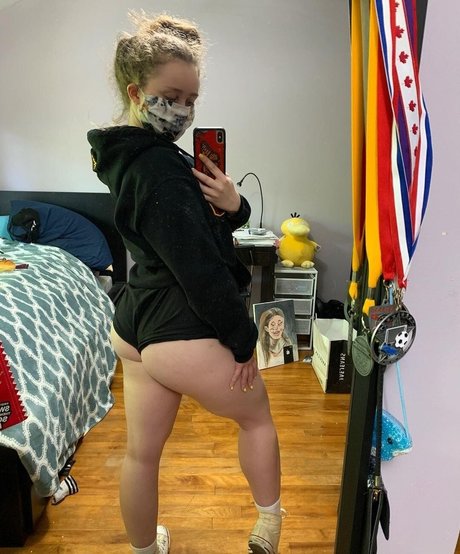 Alyssa Cleversey 限定スター 写真