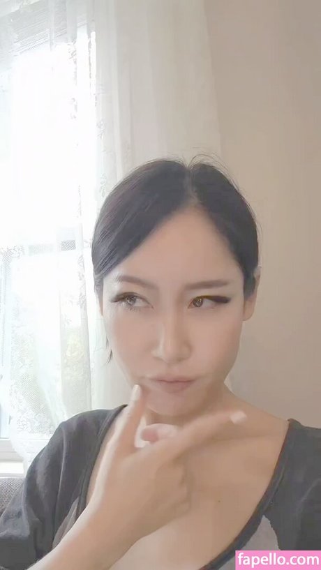 セクシーなラテン系オンリーファンズ 美しいヌード 画像