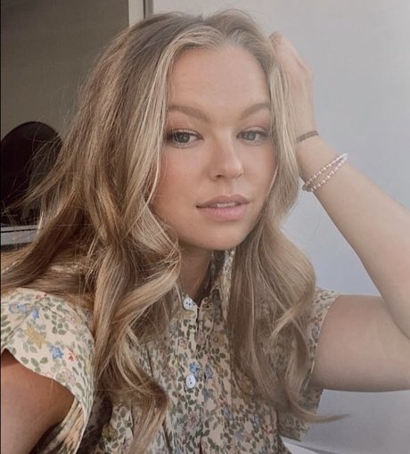 Jemma Donovan 完璧なスター 画像